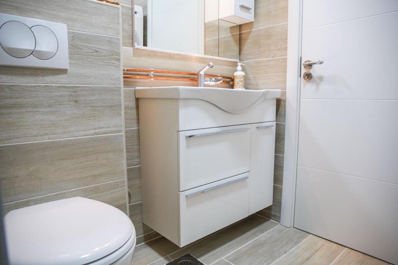 Lux Apartment As Жабляк Екстер'єр фото
